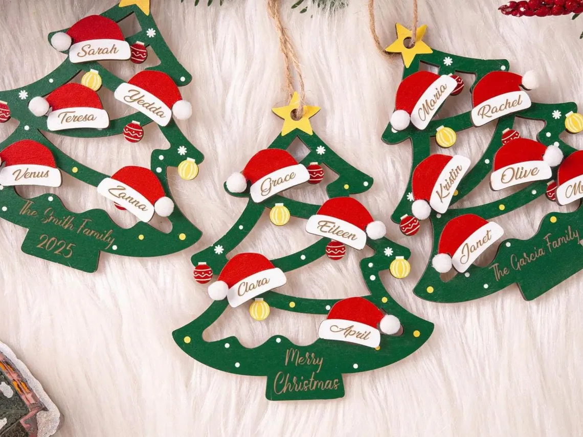 2025 Personalized Wooden Family Christmas Tree Ornament – Names on Hats - Image 2