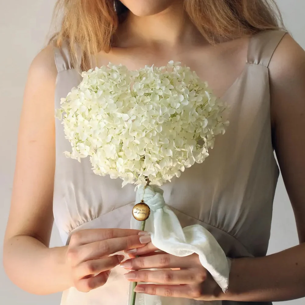 Bridal Bouquet Locket Pin – Personalized Photo Keepsake for Wedding - Image 4