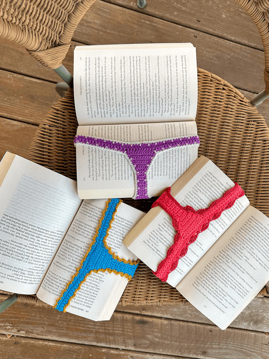 Handmade Crochet Bookmark – Funny Sheila Book Thong Gift for Readers - Image 4