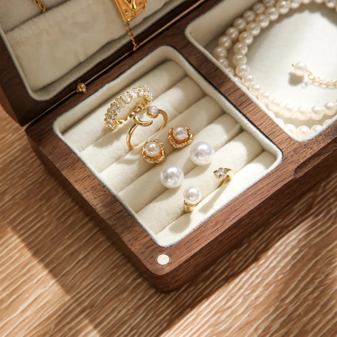 Custom Birth Flower Wooden Jewelry Box – Personalized Gift for Her - Image 4
