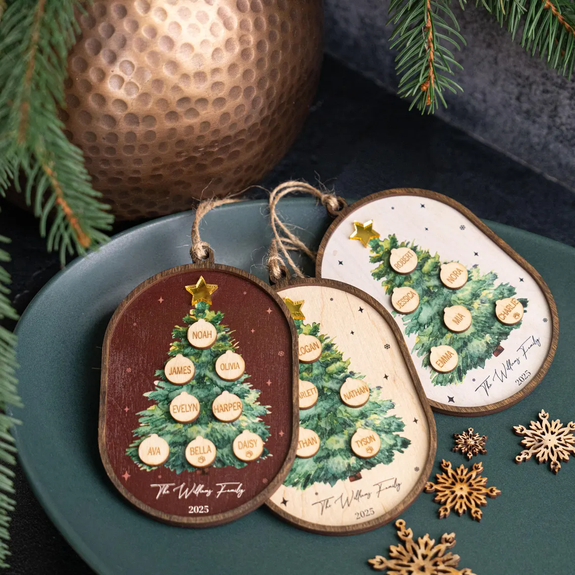Personalized Family Christmas Ornament 2025 – Custom 3D Wood Keepsake