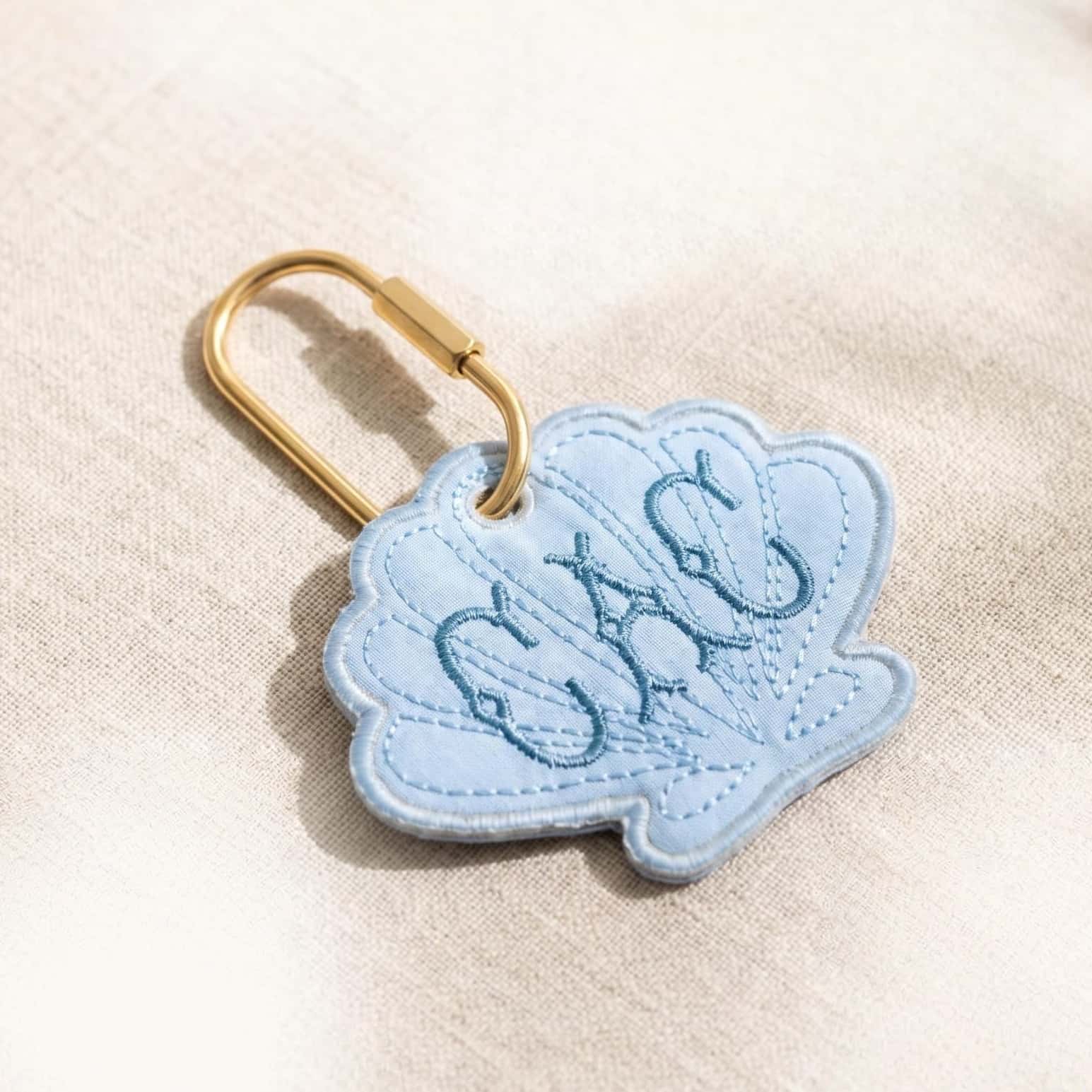 Embroidered Seashell Bag Tag | Personalized Beach Charm