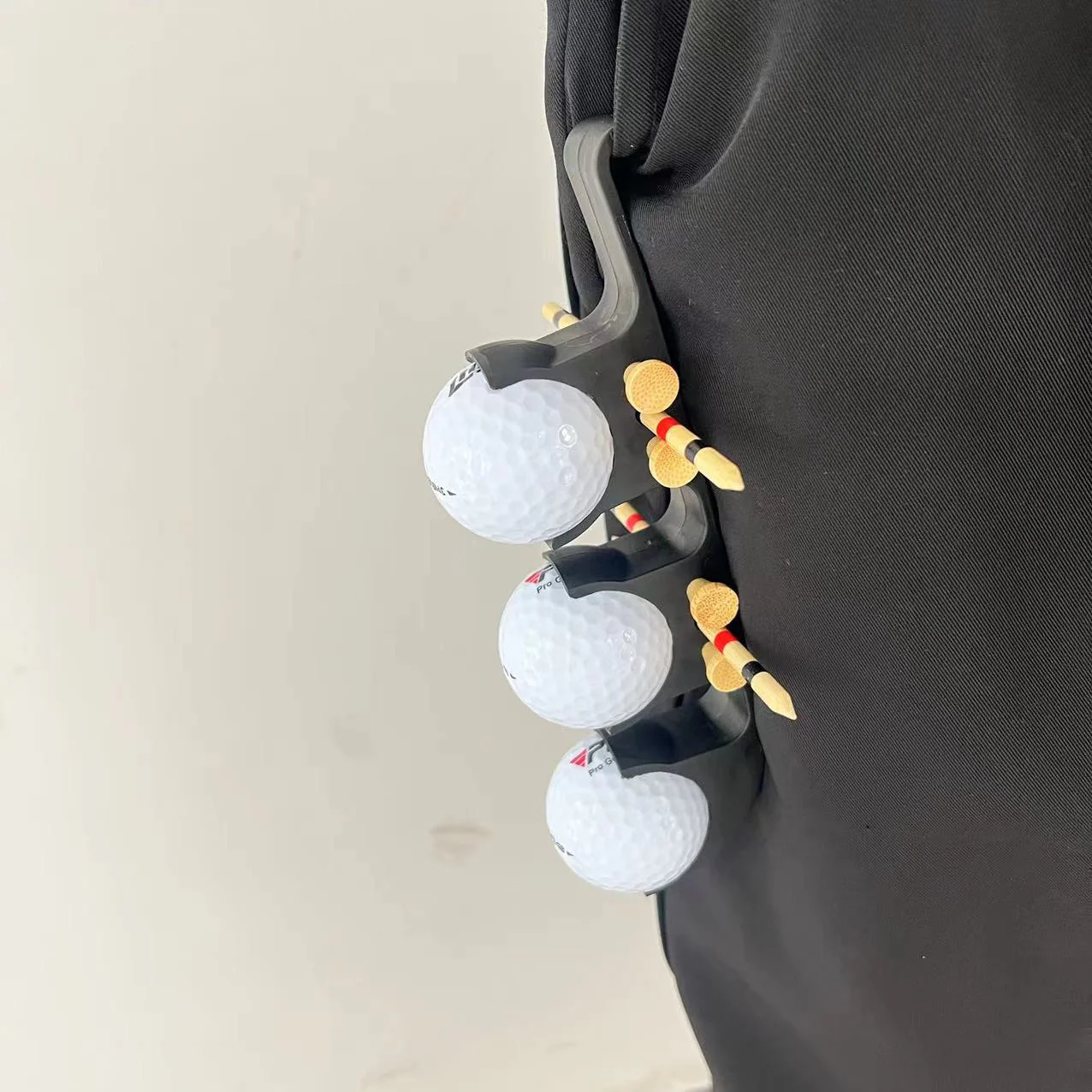 Golf Ball Belt Holder – Durable & Convenient Golf Tee Organizer - Image 4
