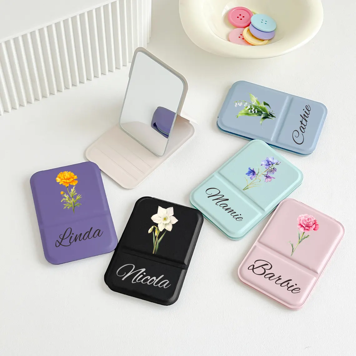 Personalized Birth Flower Compact Mirror – Custom Name Makeup Mirror - Image 2
