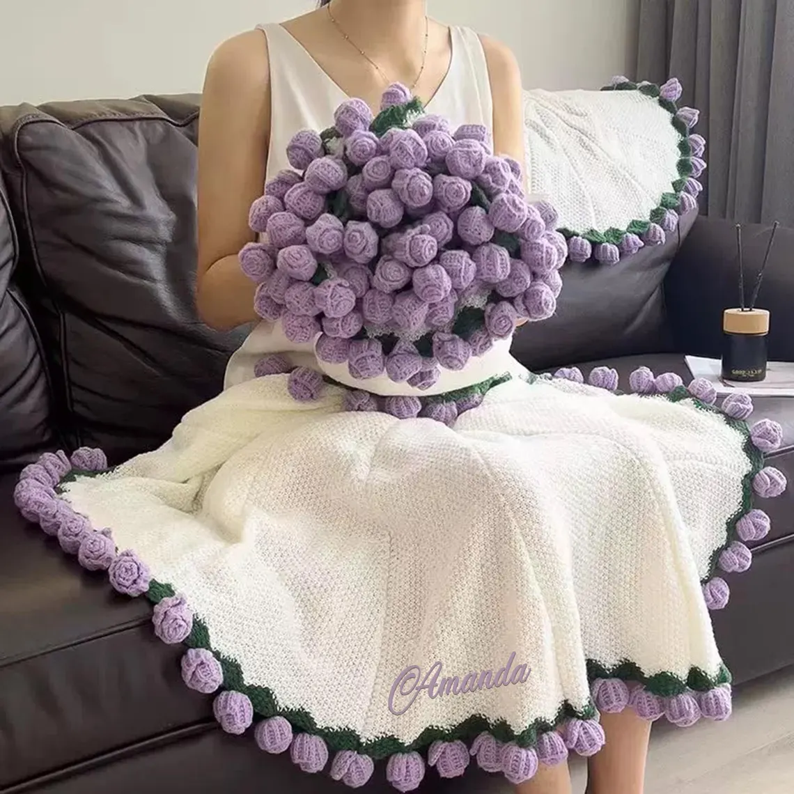Personalized Crochet Rose Bouquet Blanket with Embroidered Name - Image 4