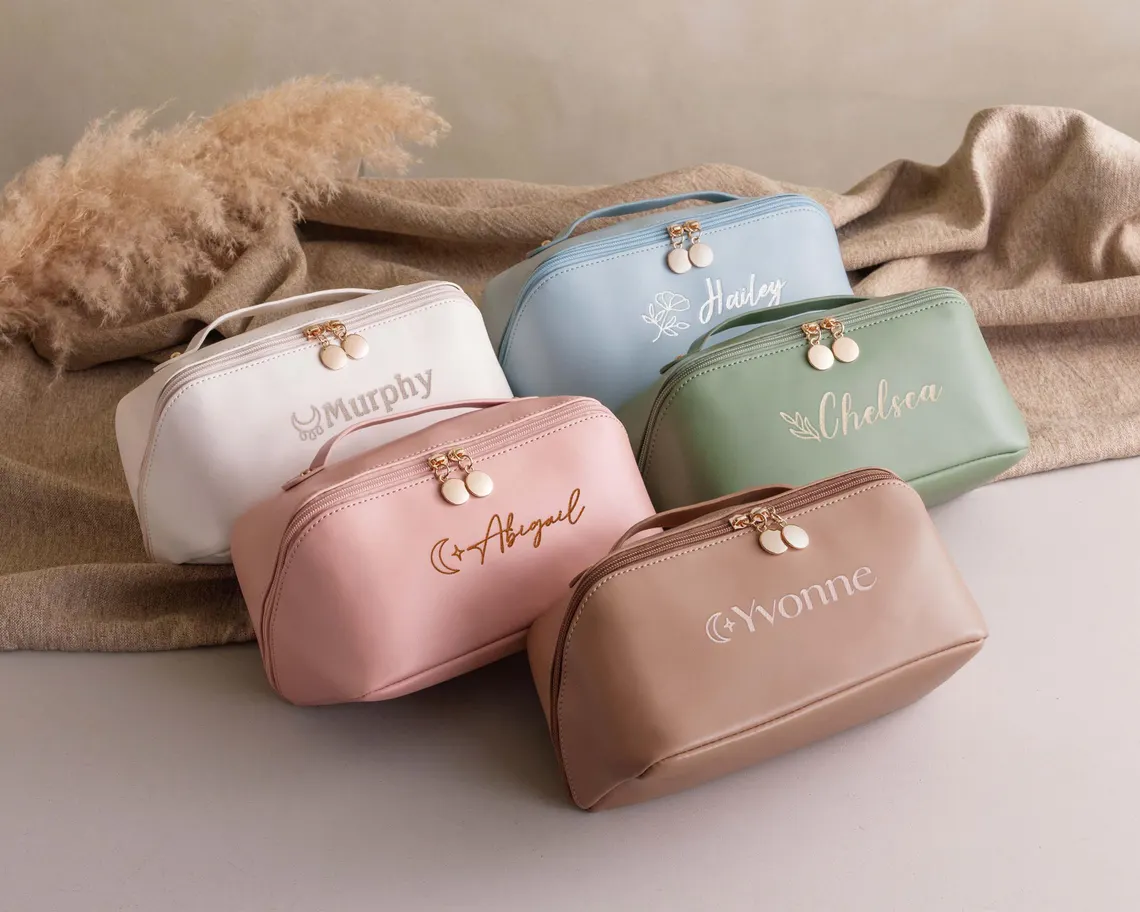 Personalized Embroidered Makeup Bag with Name – Bridesmaid Gift