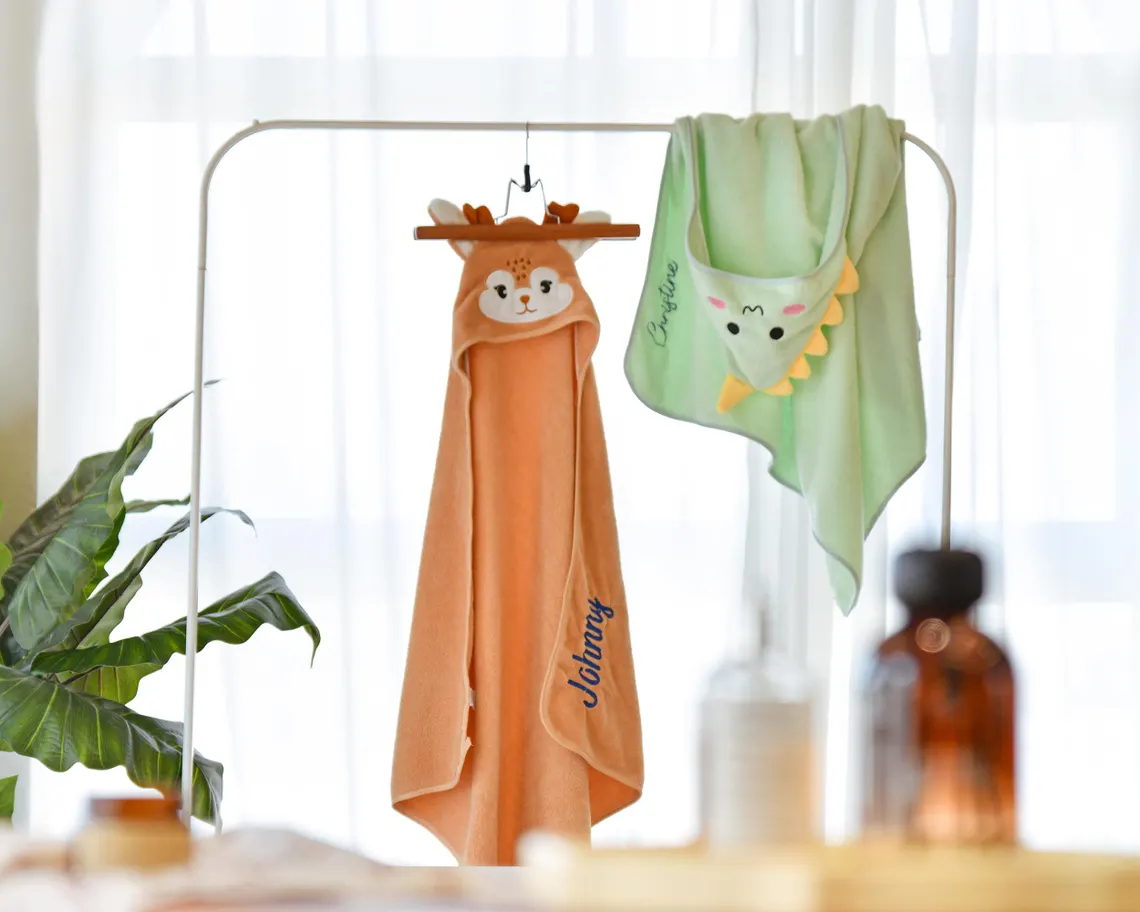 Personalized Hooded Baby Towel – Custom Name & Animal Design - Image 5