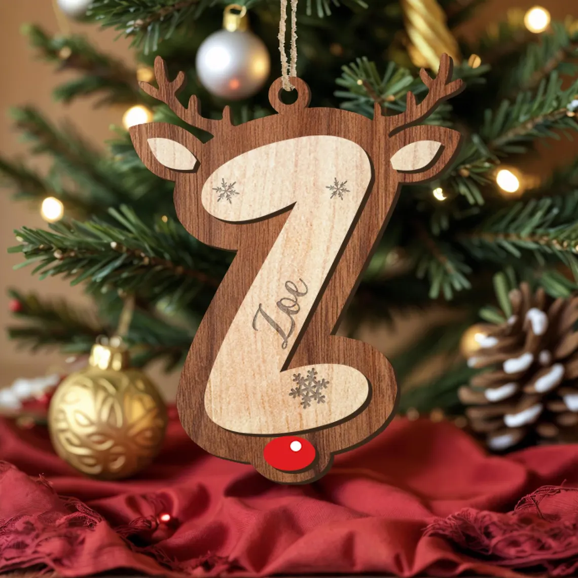 Personalized Reindeer Christmas Name Ornament – Family Holiday Decor - Image 4