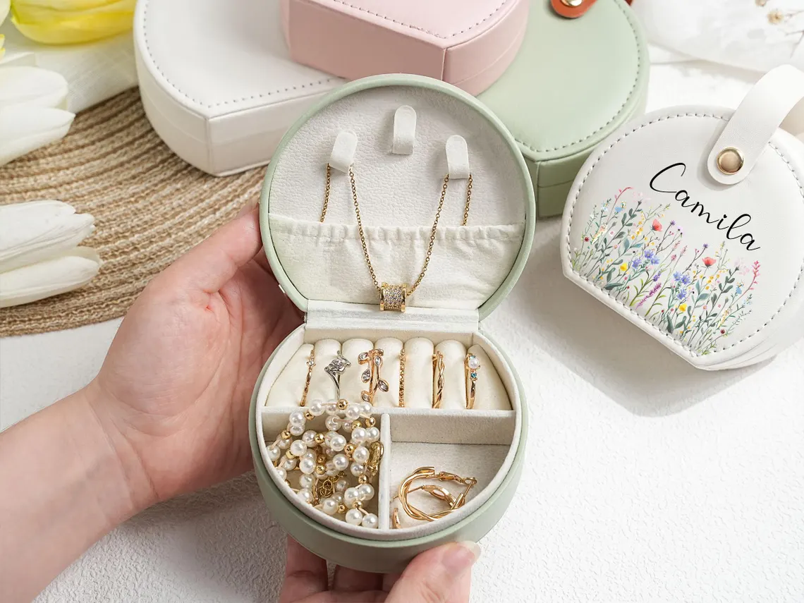 Personalized Jewelry Box with Wild Flower | Bridesmaid & Travel Gift - Image 3